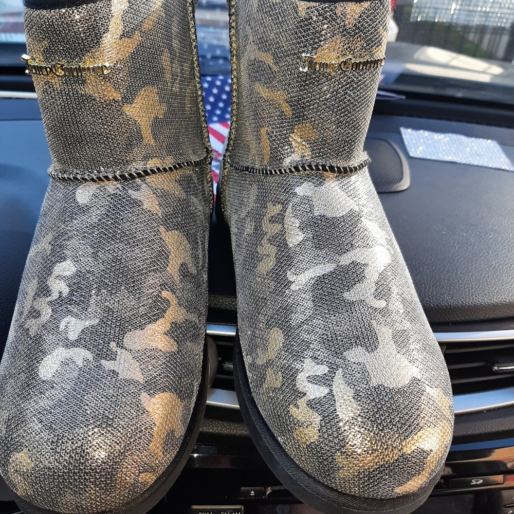 Juicy couture brand new boots